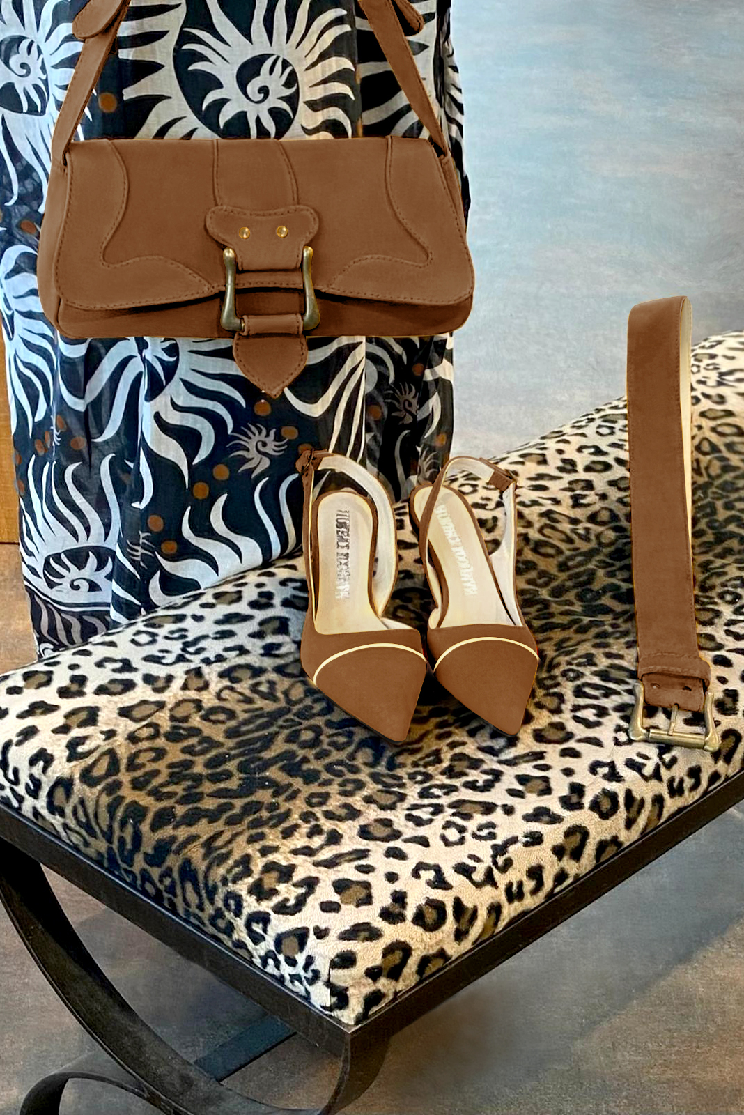 Caramel brown and gold women's slingback shoes. Pointed toe. Medium spool heels. Worn view - Florence KOOIJMAN
